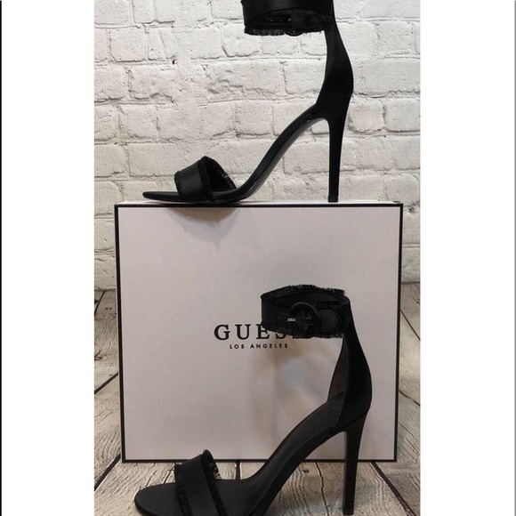 Sold in bundle 🎉HOST PICK 🎉🖤 Heels Black Satin Pollee/ Will b receiving more - Picture 7 of 7